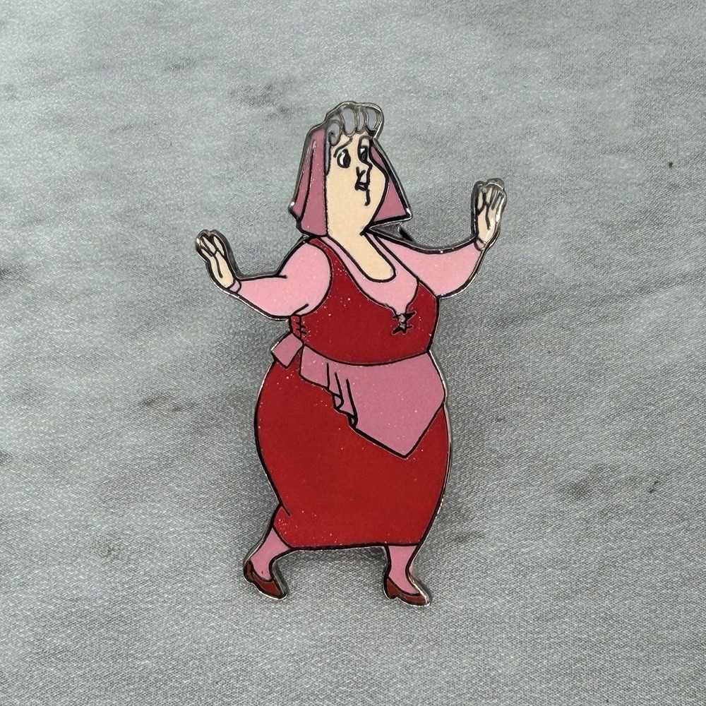 Disneyland Resort Exclusive Collector's Pin Flora Hands Out Sleeping Beauty